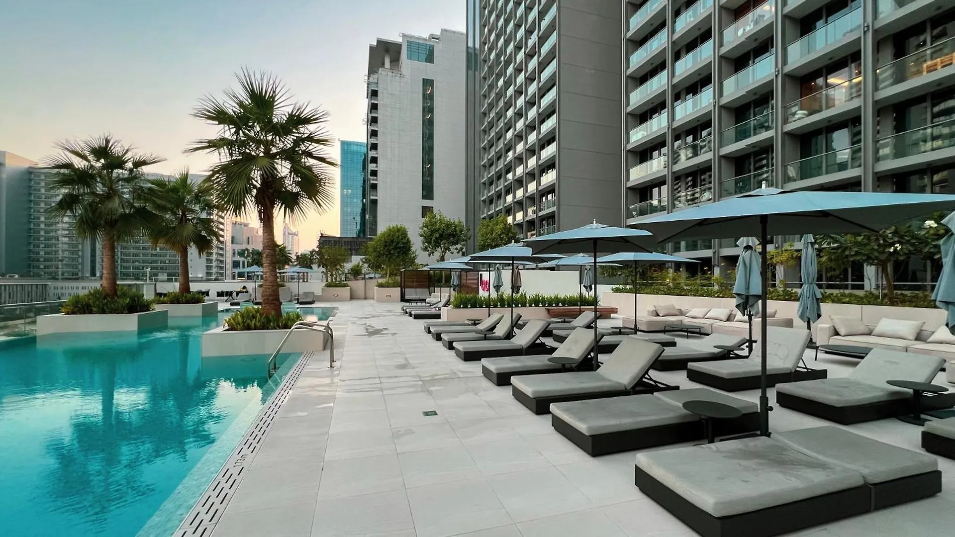 Luxurious New Studio! 2 Double Beds! Sleek Design & High-End Amenities In Dubai Downtown United Arab Emirates